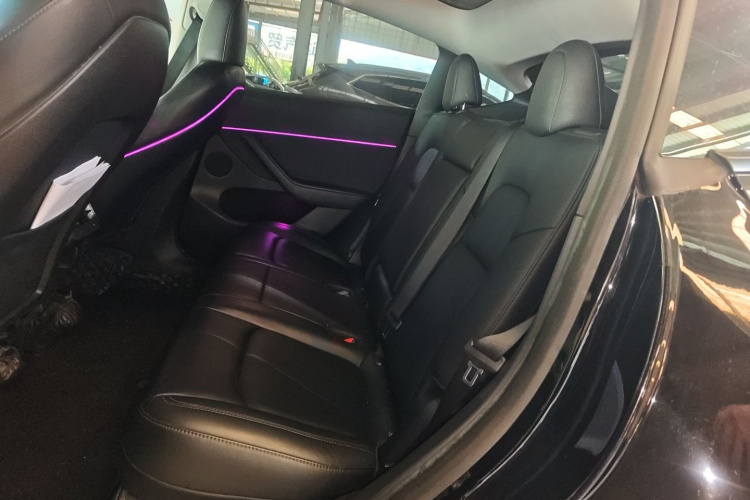 Tesla Model Y 2022 car image #17