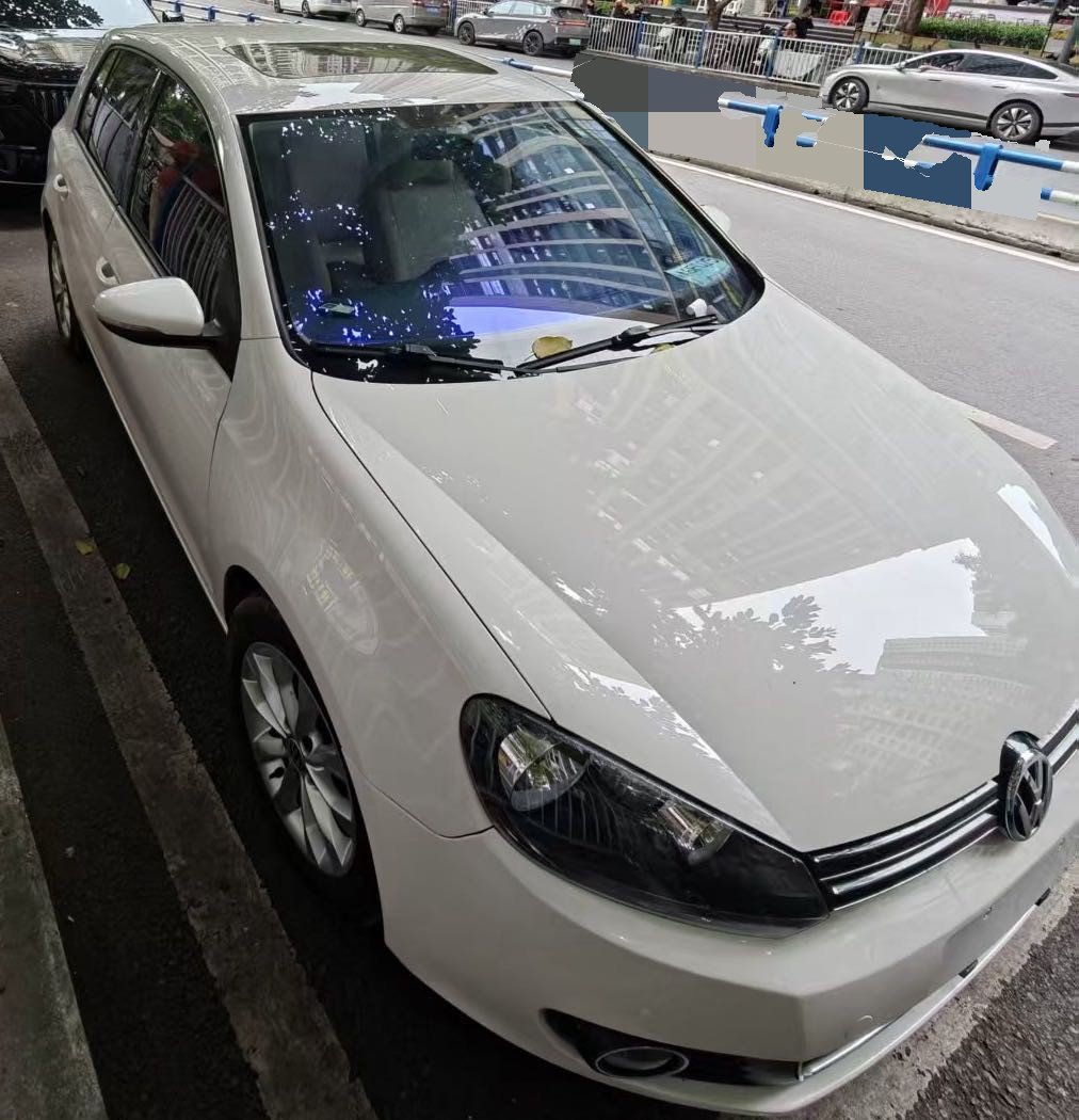 Volkswagen Golf 2012 car image #7