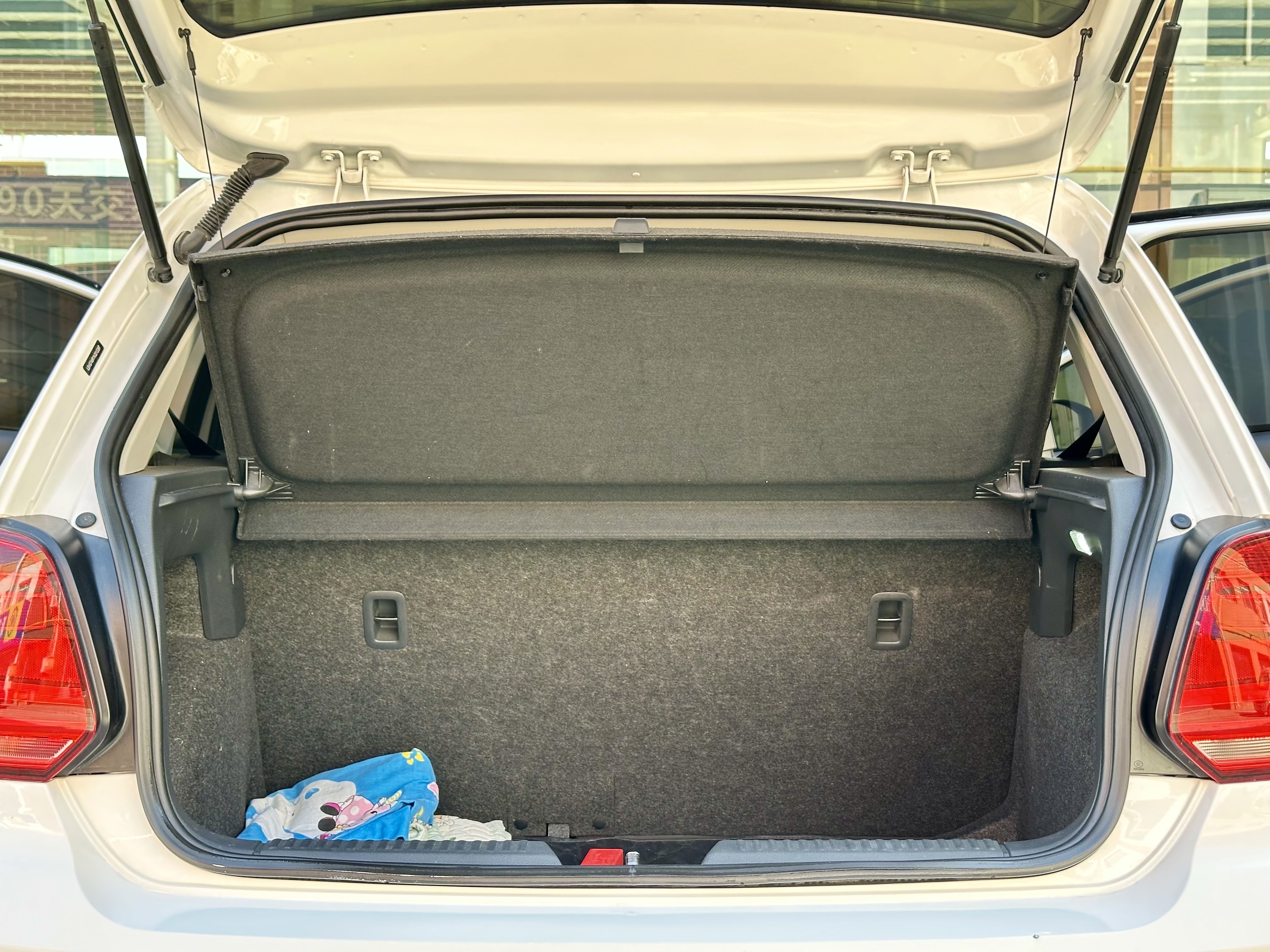 Volkswagen Polo 2019 #13 Volkswagen Polo 2019 car image #13