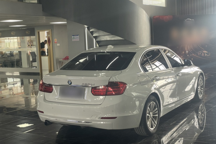 BMW 3 Series 2015 car image #5