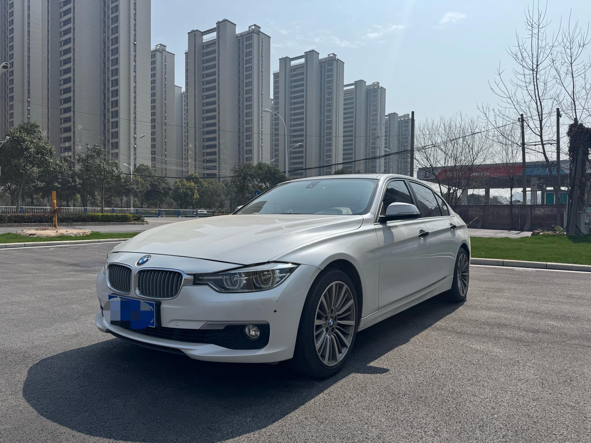 BMW 3 Series 2019 BMW 3 Series 2019 car image