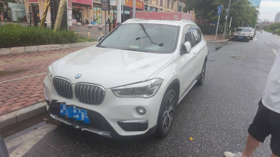 2017 2017 صورة سيارة