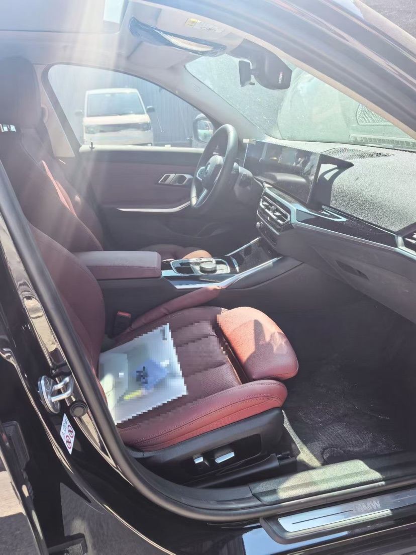 BMW i3 2023 car image #8