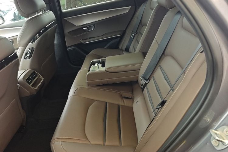 BYD Han 2021 car image #13