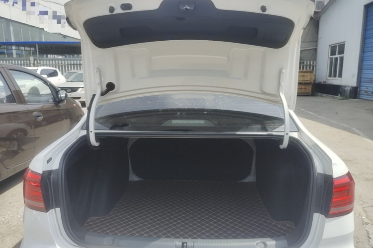 Volkswagen Lavida 2020 car image #19
