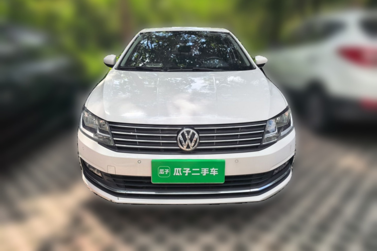 Volkswagen Lavida 2018 car image #3