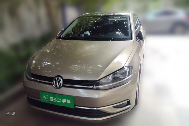 Volkswagen Golf 2018 car image #3