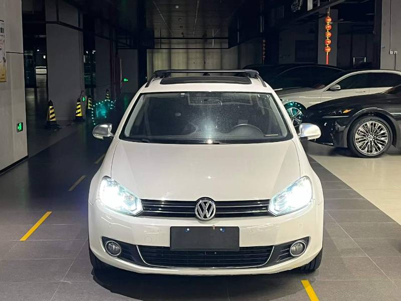Volkswagen Golf (Imported) 2012 immagine di auto #2