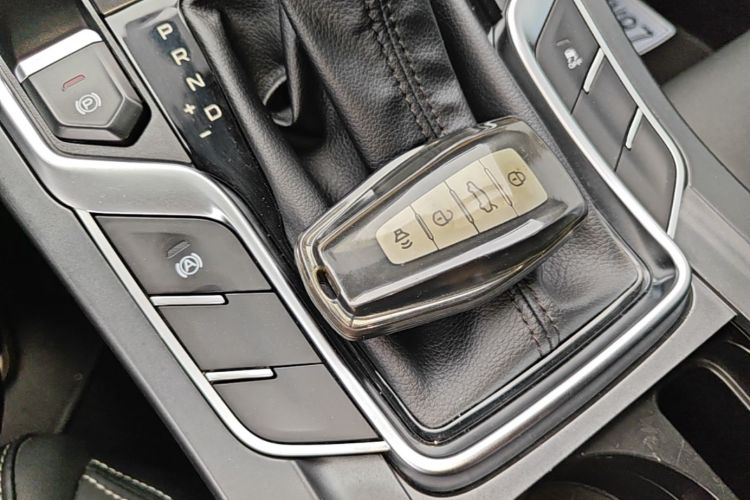 GEELY Emgrand 2021 #14 GEELY Emgrand 2021 car image #14