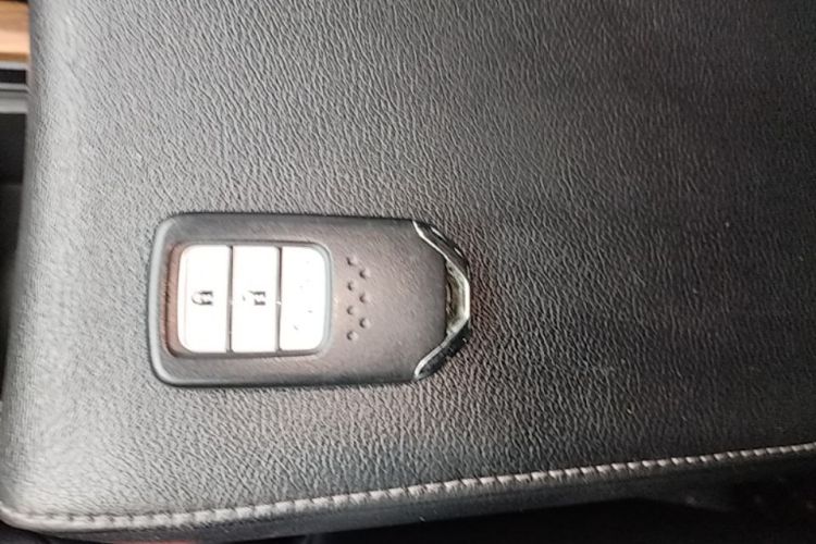 Honda CR-V 2017 car image #9