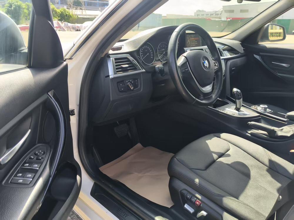 BMW 3 Series 2016 car image #18