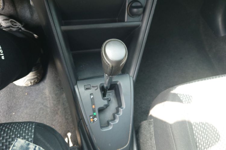 Toyota Vios 2018 immagine di auto #14