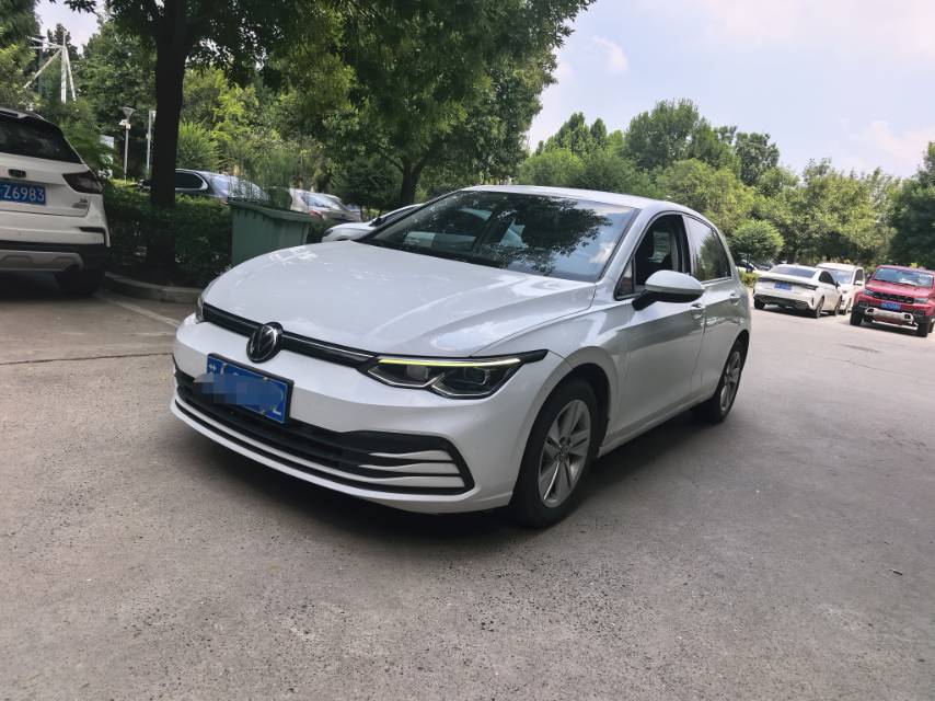 Volkswagen Golf 2023 car image 