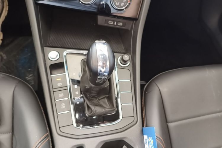 Volkswagen Bora 2025 car image #14