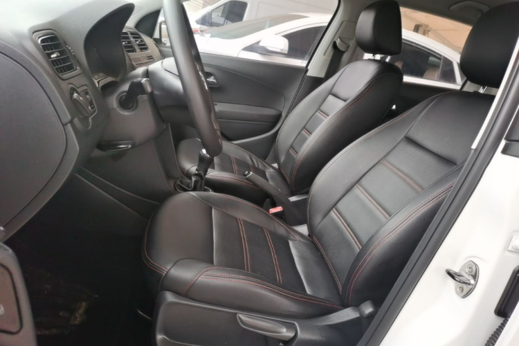 Volkswagen Polo 2016 #15 Volkswagen Polo 2016 car image #15
