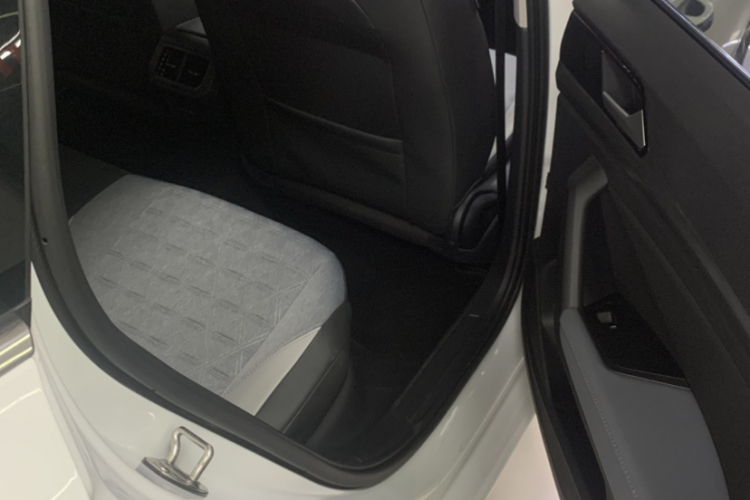 Volkswagen Lavida 2022 #15 Volkswagen Lavida 2022 car image #15