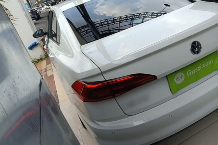 Volkswagen Bora 2019 car image #5