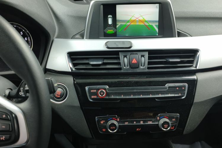 BMW X1 2018 #13 BMW X1 2018 car image #13