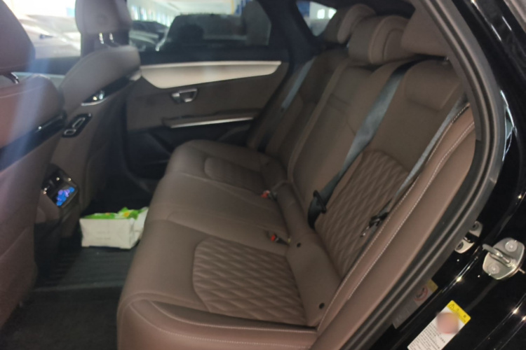 BYD Han 2024 car image #17