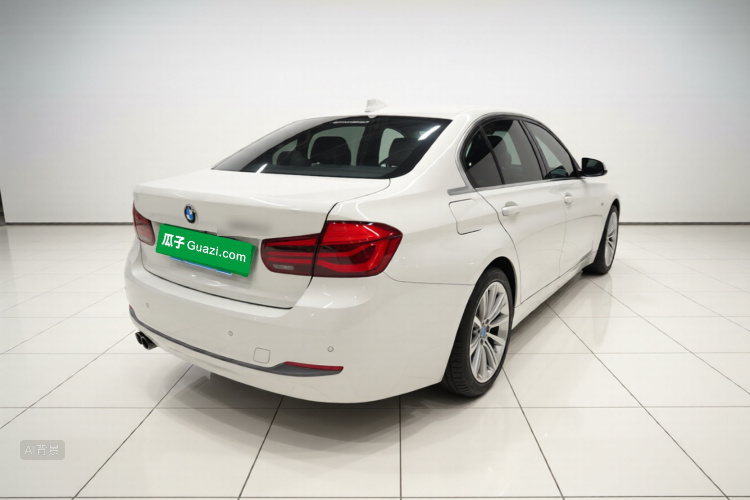 BMW 3 Series 2018 #7 BMW 3 Series 2018 car image #7