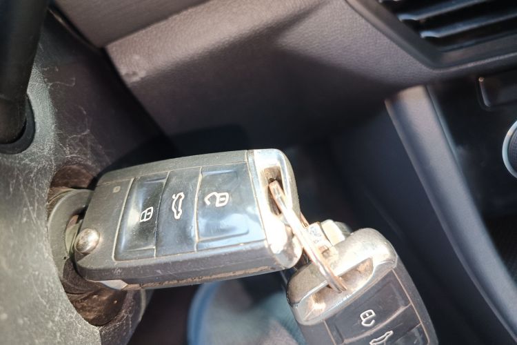 Volkswagen Bora 2019 car image #9