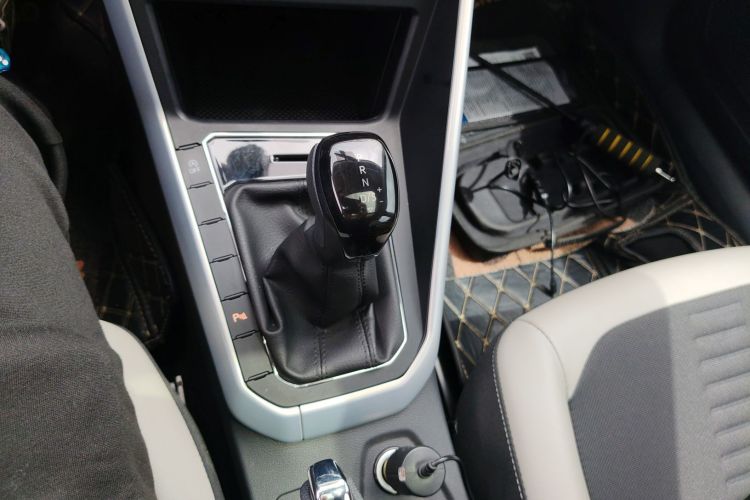 Volkswagen Polo 2021 imagem de carro #14