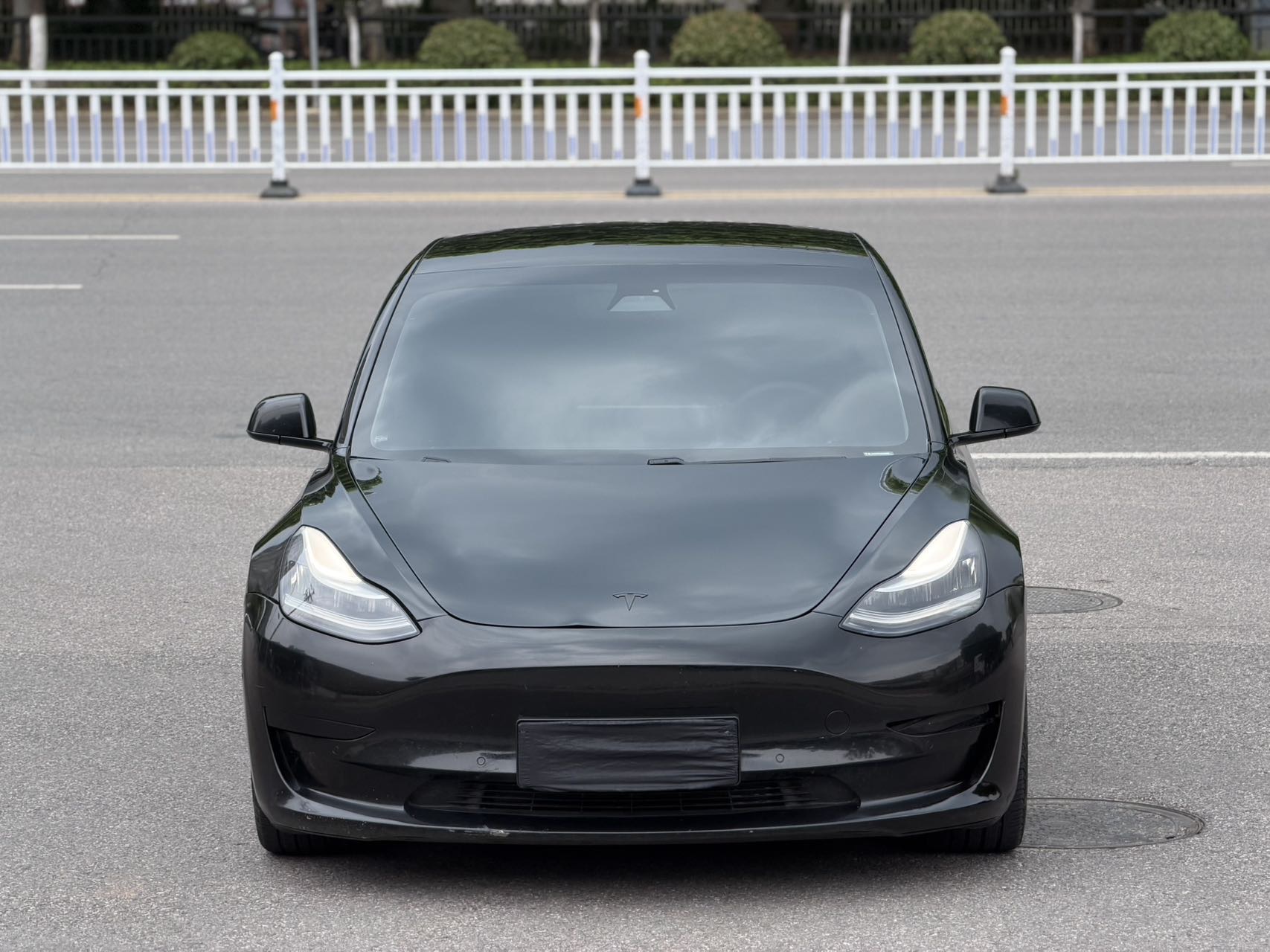 Tesla Model 3 2020 car image #3