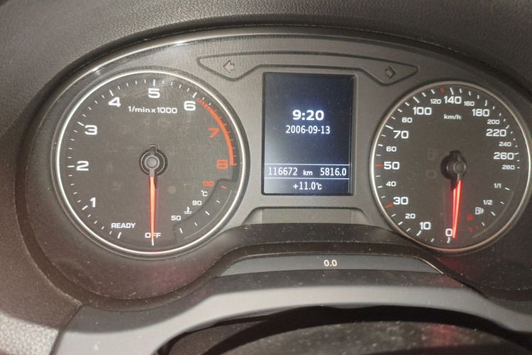 Audi A3 2016 car image #8