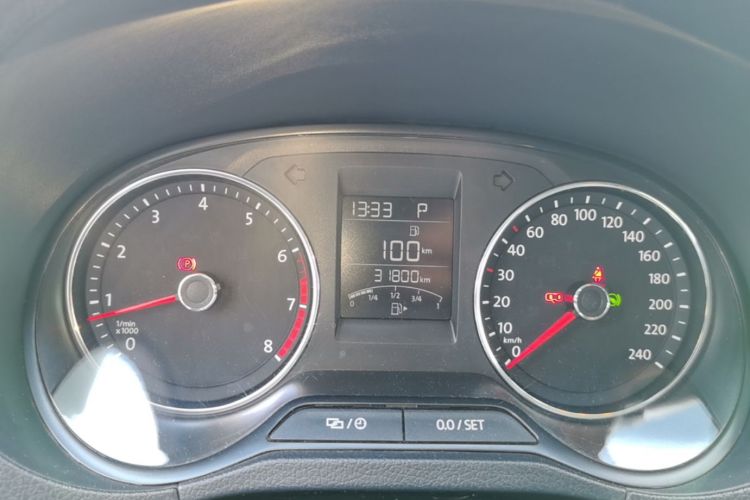 Volkswagen Polo 2017 #16 Volkswagen Polo 2017 car image #16