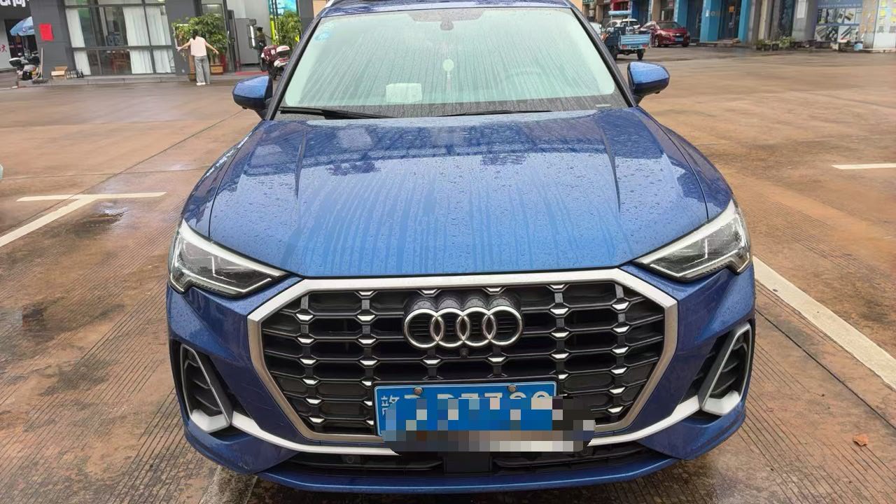 Audi Q3 2019 #2 Audi Q3 2019 car image #2