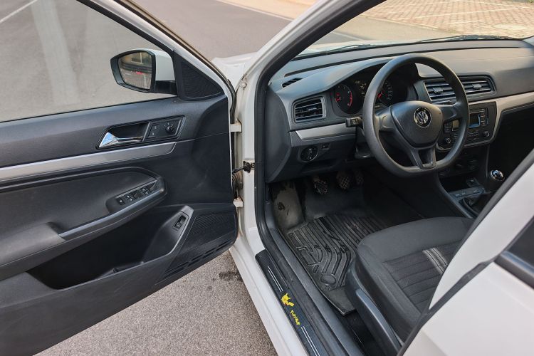 Volkswagen Lavida 2020 car image #9
