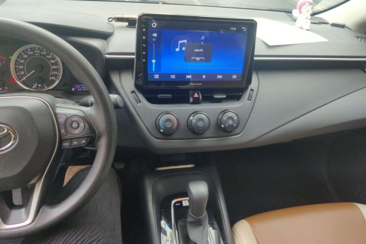 Toyota Corolla 2020 car image #13