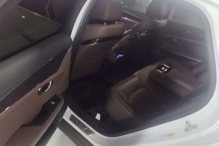 BYD Han 2021 car image #17