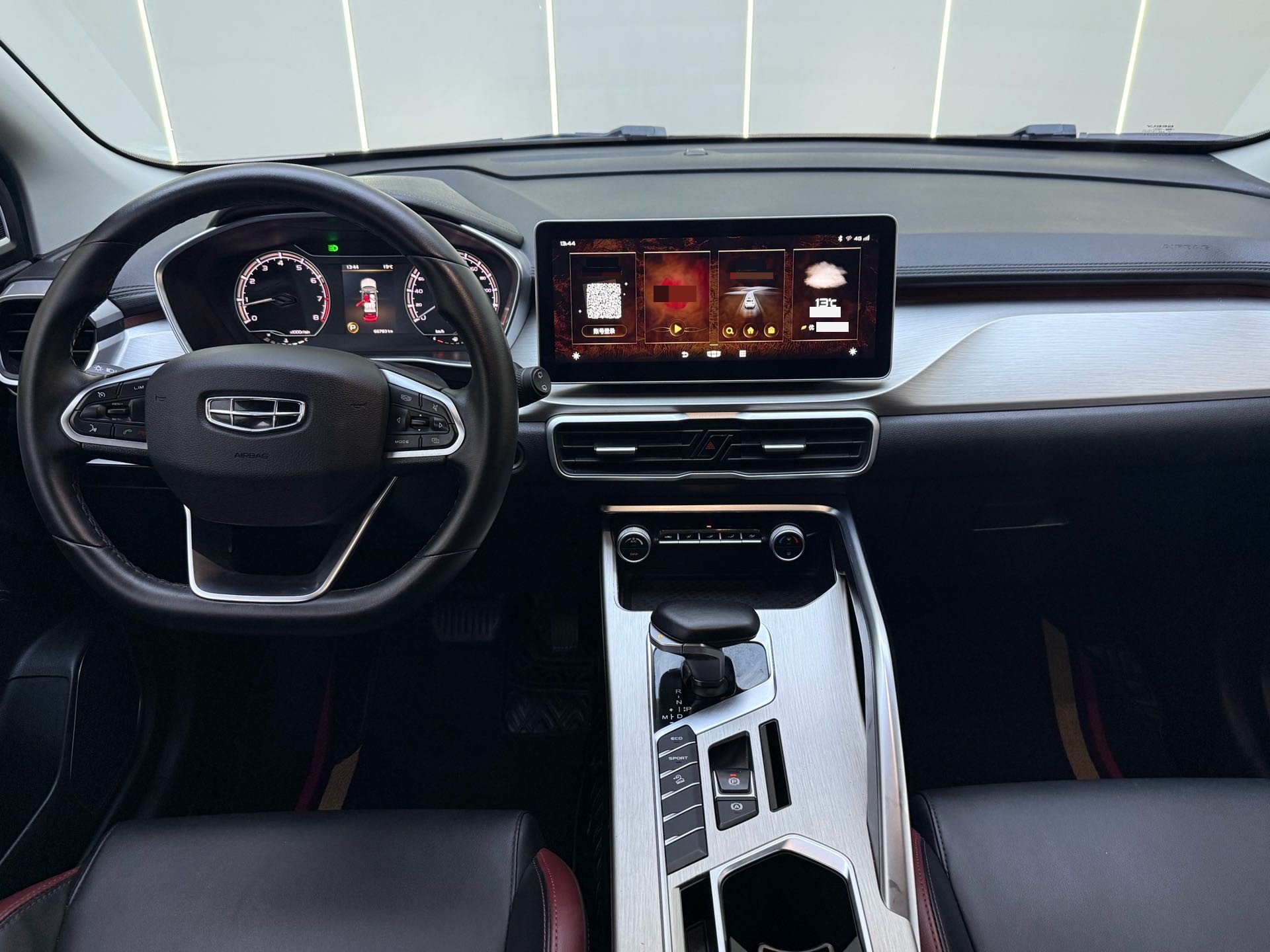 GEELY Coolray 2023 car image #5