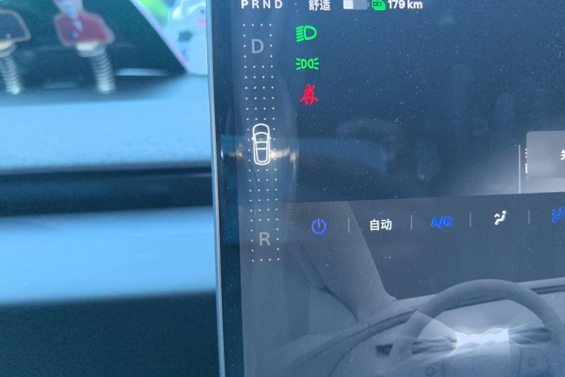 Tesla Model 3 2024 #29 Tesla Model 3 2024 car image #29