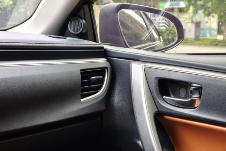 Toyota Corolla 2016 #18 Toyota Corolla 2016 car image #18
