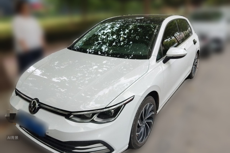 Volkswagen Golf 2021 car image #2