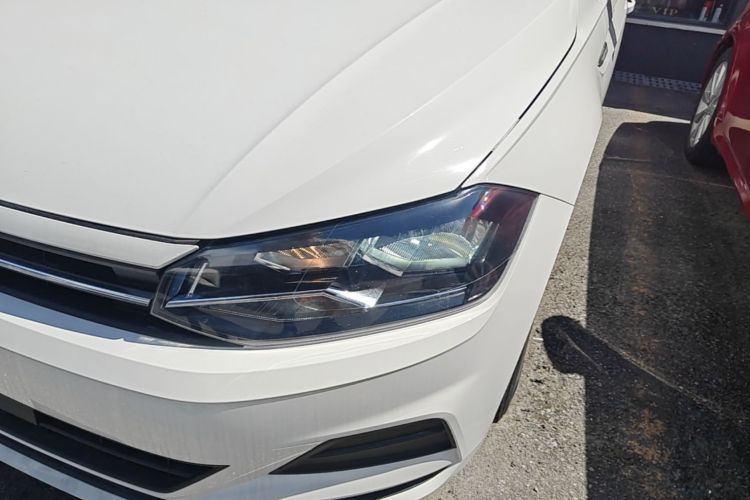 Volkswagen Polo 2022 car image #24