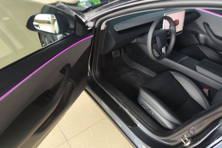 Tesla Model 3 2024 #12 Tesla Model 3 2024 car image #12