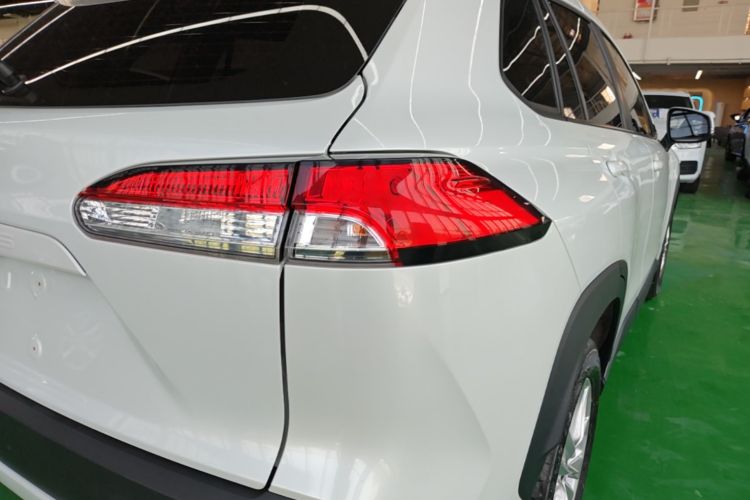 Toyota Corolla Cross 2023 image de voiture #8