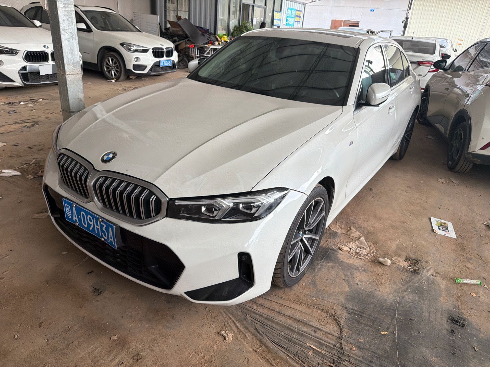 BMW 3 Series 2023 car image 