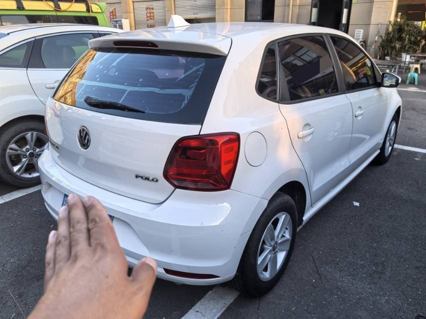 Volkswagen Polo 2017 car image #6
