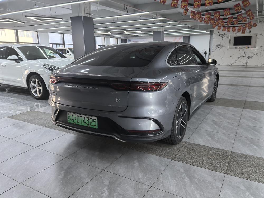 BYD Han 2023 car image #6