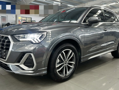 Audi Q3 2021 car image 