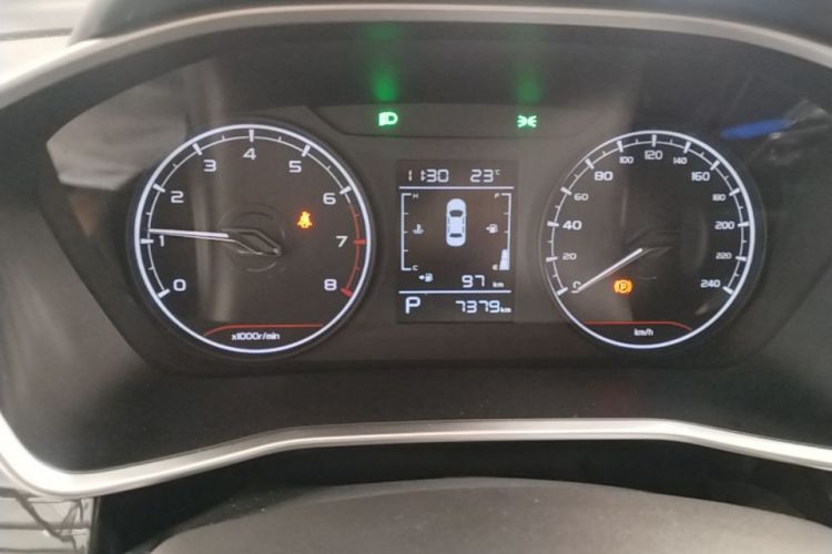 GEELY Coolray 2025 car image #12