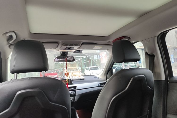 BMW X1 2017 #18 BMW X1 2017 car image #18