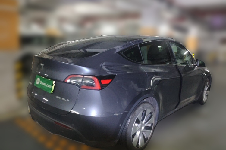 Tesla Model Y 2022 #7 Tesla Model Y 2022 car image #7