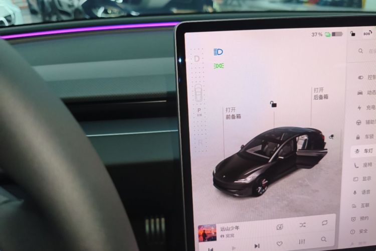 Tesla Model 3 2026 #14 Tesla Model 3 2026 car image #14