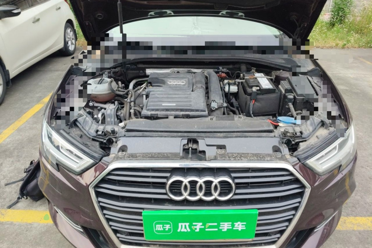 Audi A3 2019 car image #18