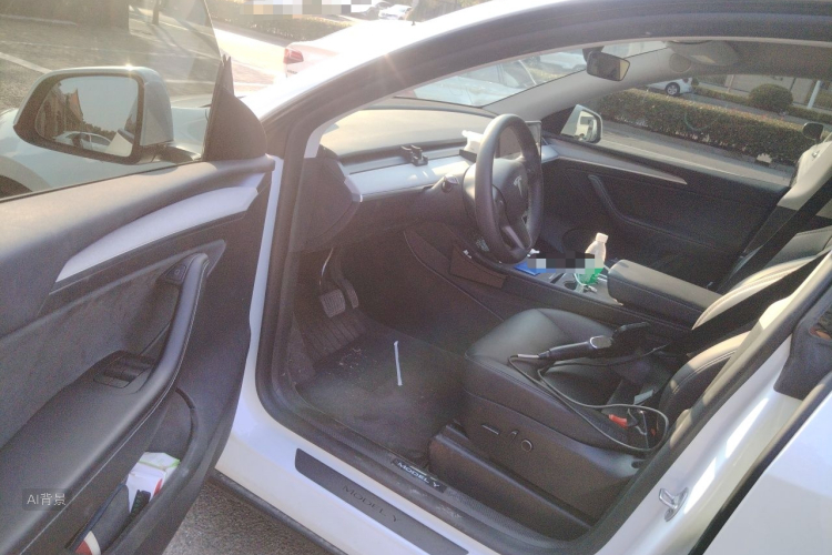 Tesla Model Y 2024 #18 Tesla Model Y 2024 car image #18